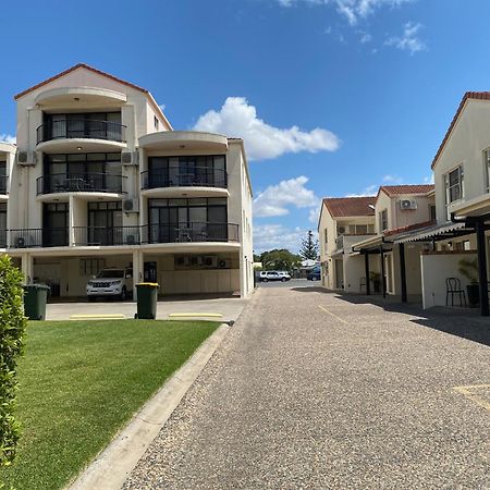 City Ville Apartments And Motel Rockhampton Ngoại thất bức ảnh