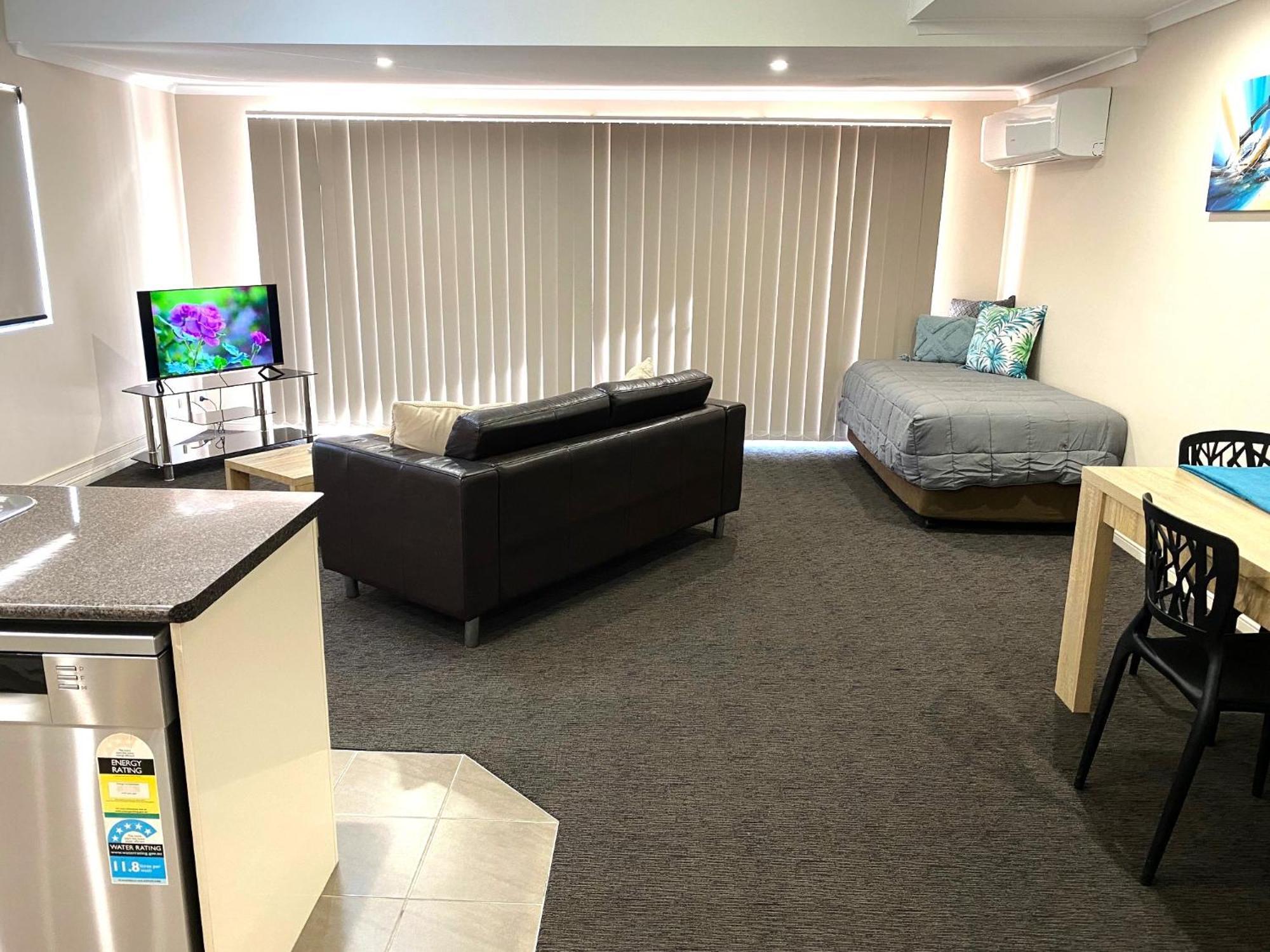 City Ville Apartments And Motel Rockhampton Phòng bức ảnh