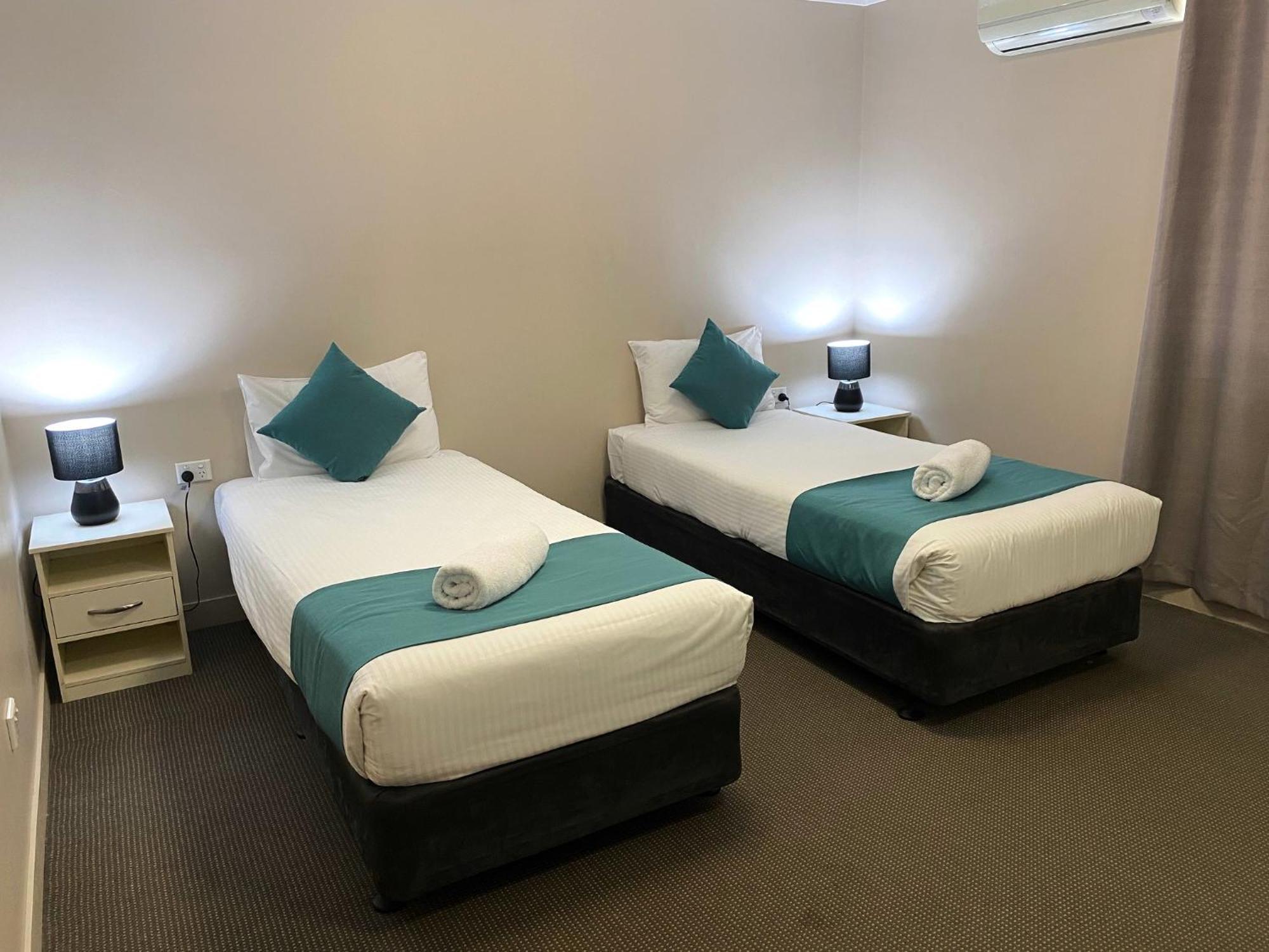 City Ville Apartments And Motel Rockhampton Phòng bức ảnh